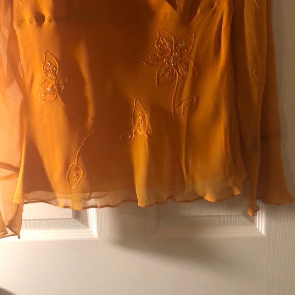 Sheer sleeve top - Picture 4 of 5